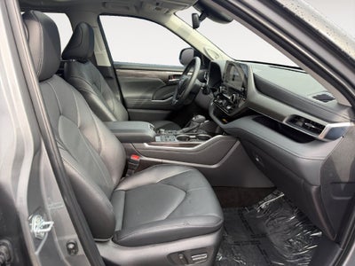 2025 Toyota Highlander Limited