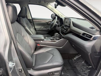 2025 Toyota Highlander Limited