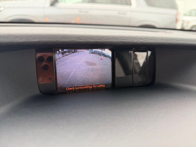 2013 Toyota Sienna SE 8 Passenger