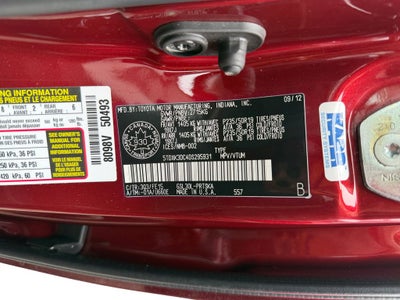 2013 Toyota Sienna SE 8 Passenger