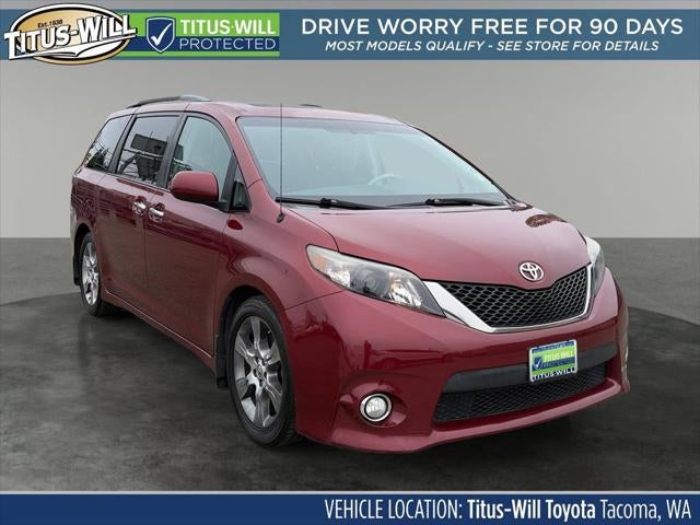 2013 Toyota Sienna SE 8 Passenger
