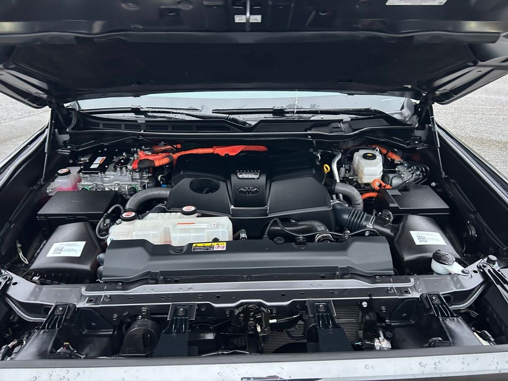 2023 Toyota Tundra Hybrid Platinum