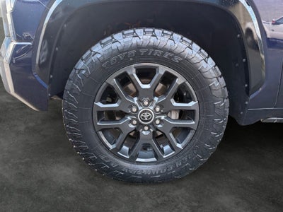 2023 Toyota Tundra Hybrid Platinum