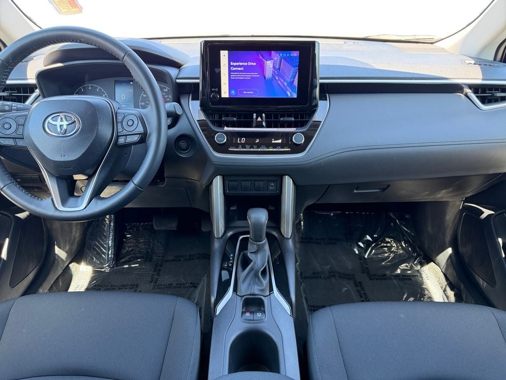 2025 Toyota Corolla Cross LE