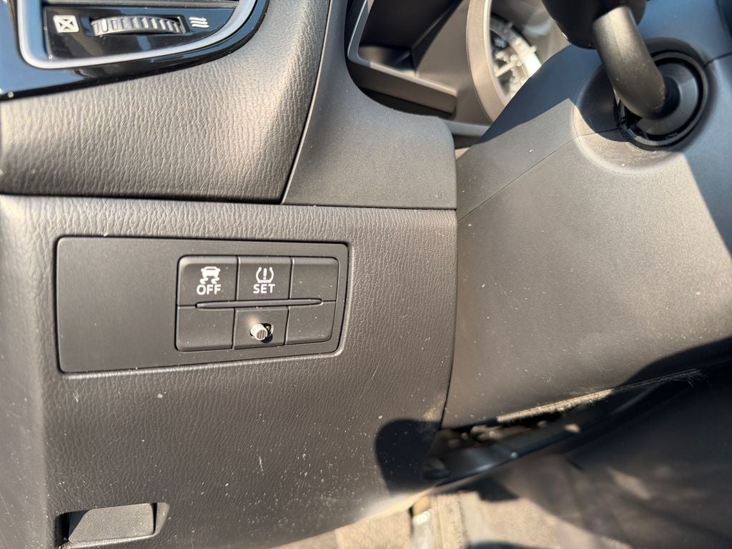 2015 Mazda Mazda3 i Sport
