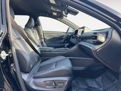 2025 Toyota CROWN SIGNIA XLE Certified