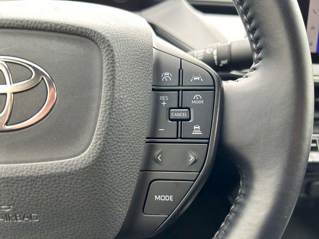 2023 Toyota Prius LE