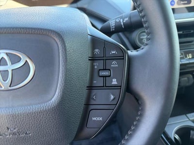 2025 Toyota Prius LE