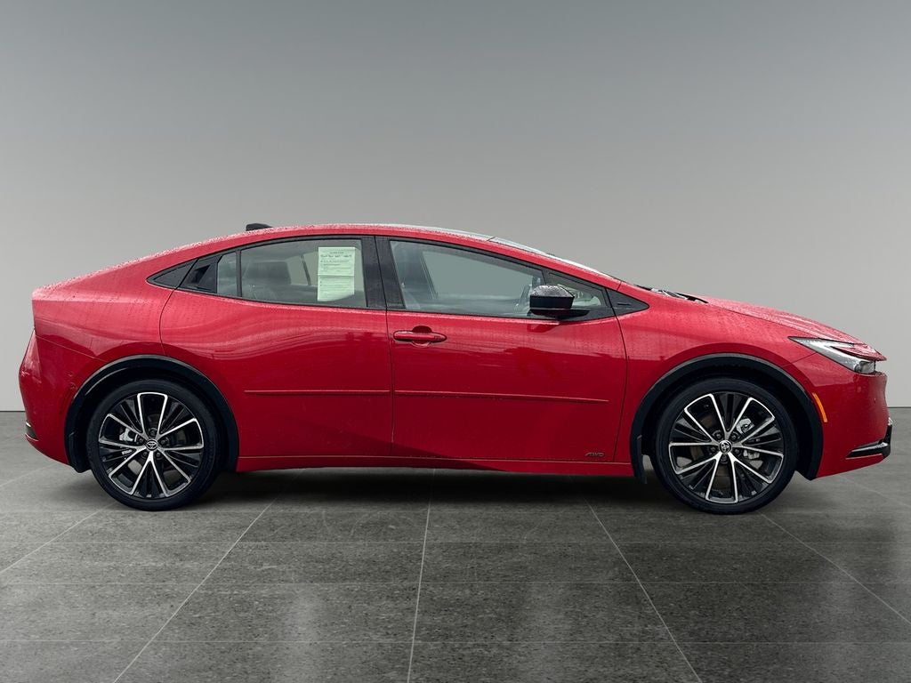 2025 Toyota PRIUS Limited