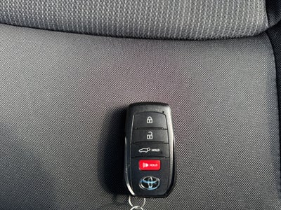 2024 Toyota Venza LE