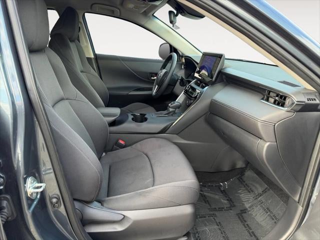 2024 Toyota Venza LE