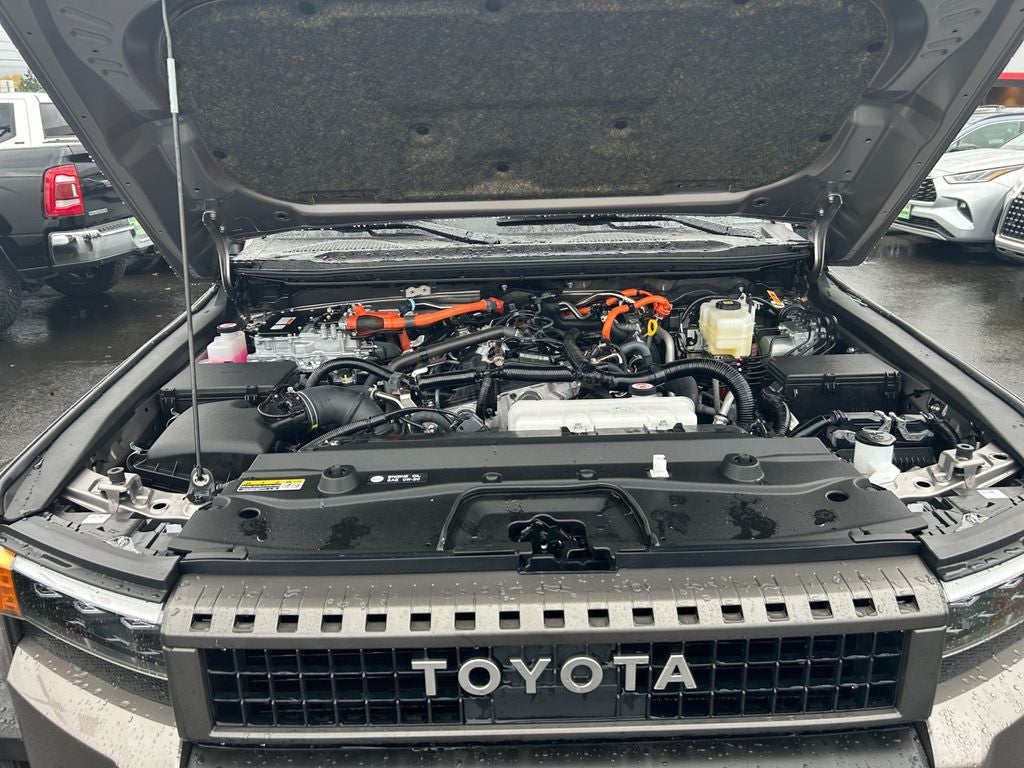 2025 Toyota Land Cruiser PREMIUM