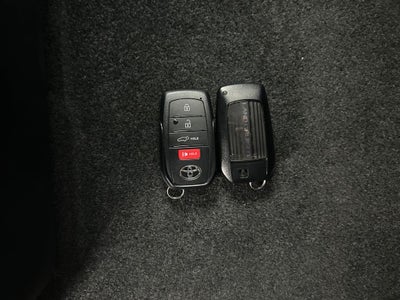 2025 Toyota Land Cruiser PREMIUM