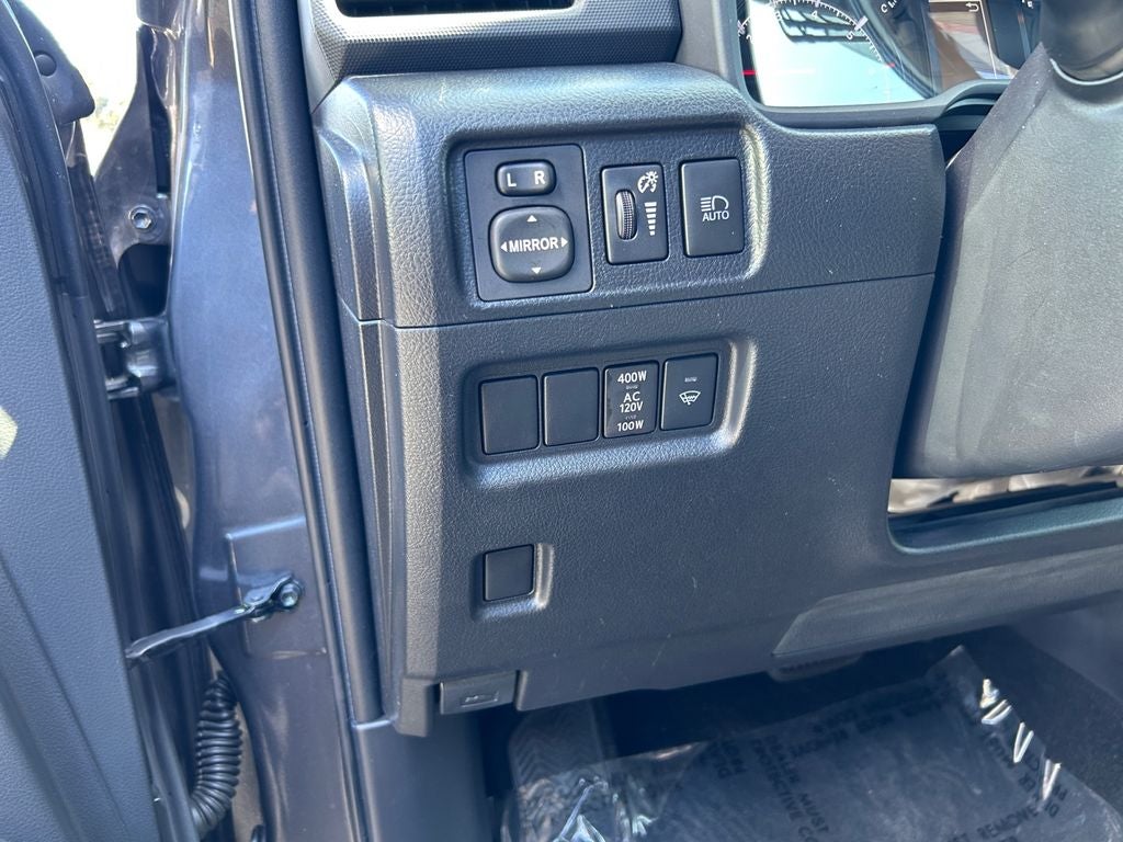 2022 Toyota 4RUNNER SR5 Premium 1 Owner