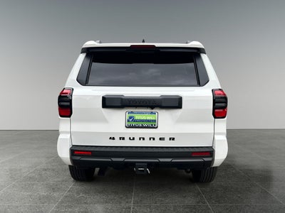 2025 Toyota 4RUNNER SR5