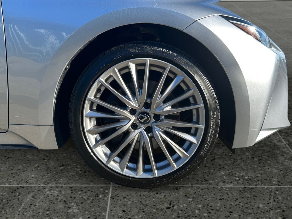 2023 Lexus IS 300 300