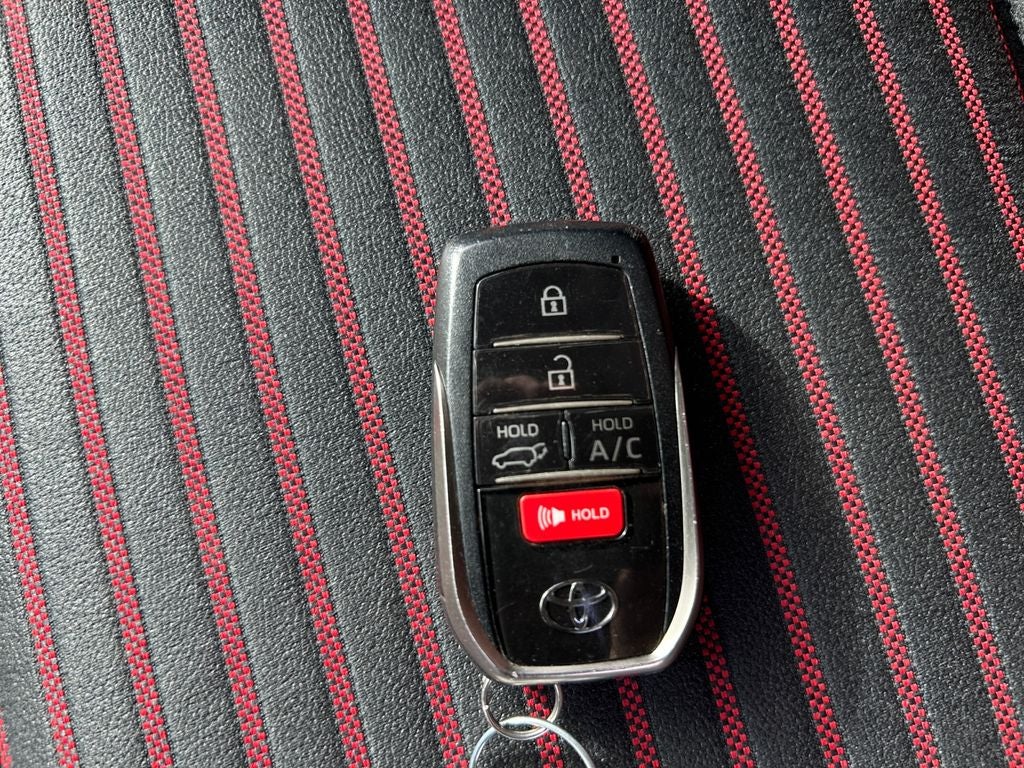 2024 Toyota RAV4 PRIME XSE