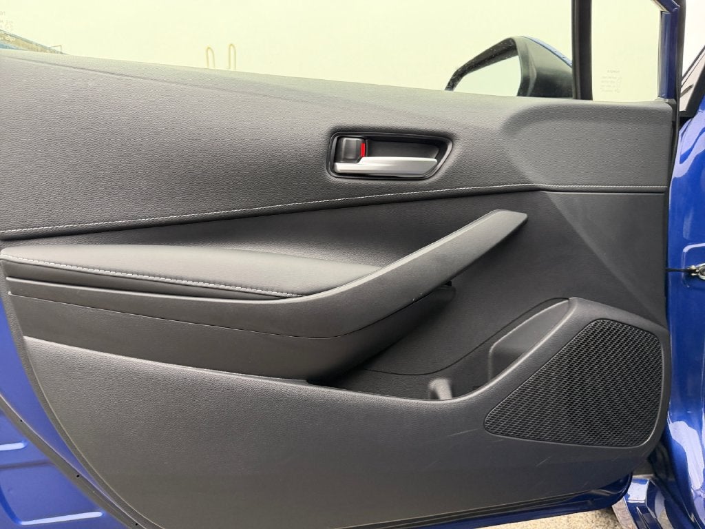 2025 Toyota Corolla Hatchback SE