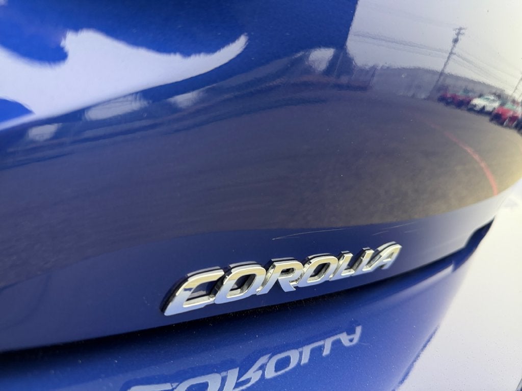 2025 Toyota Corolla Hatchback SE