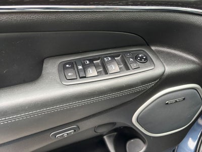 2020 Jeep Grand Cherokee Summit