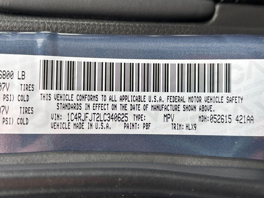 2020 Jeep Grand Cherokee Summit