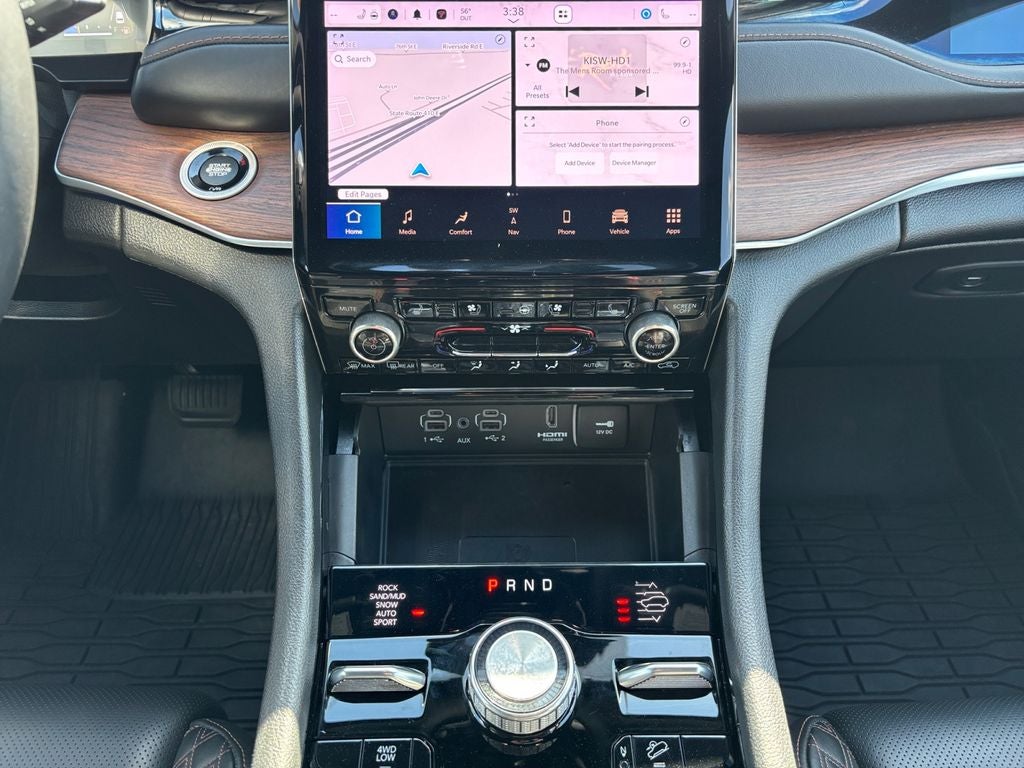 2022 Jeep Grand Cherokee Base