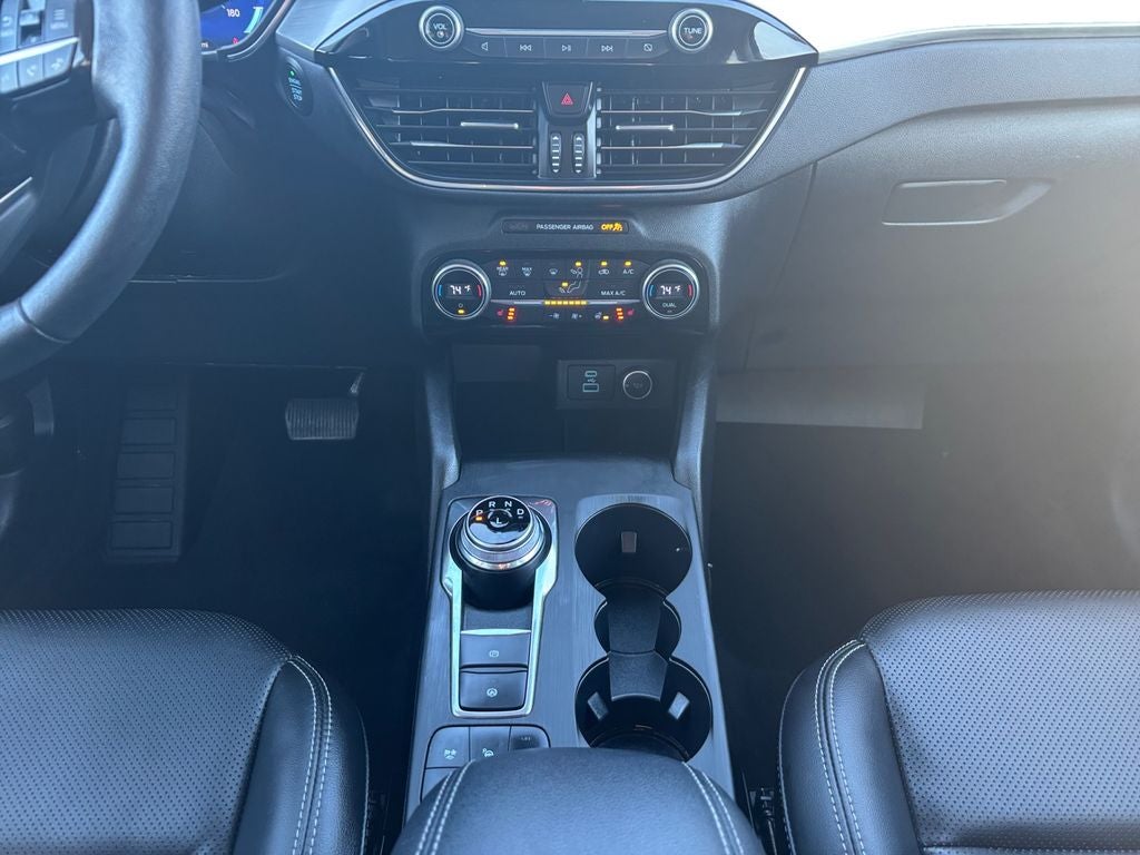 2021 Ford Escape Hybrid Titanium