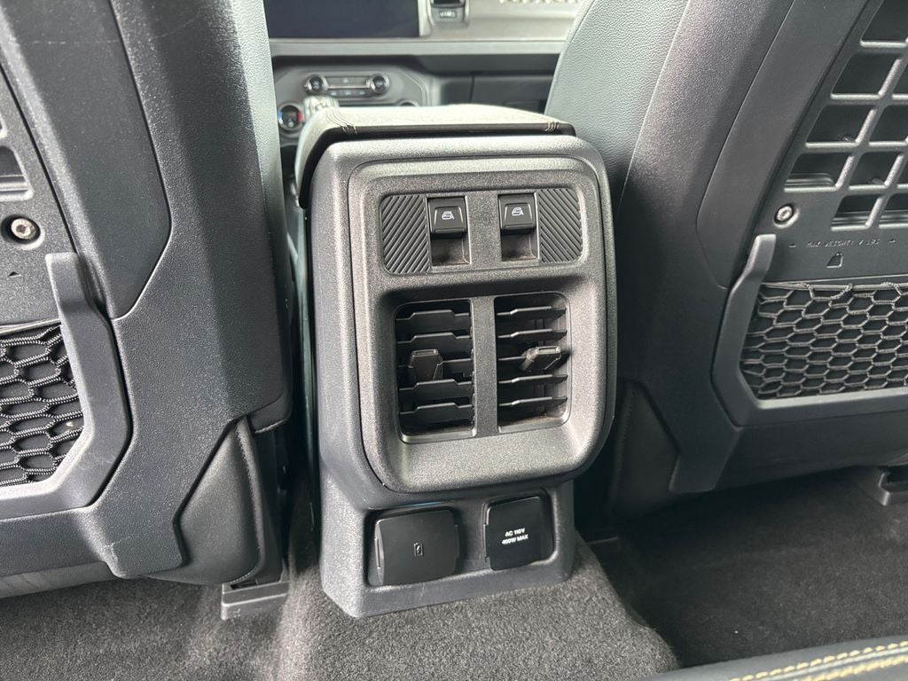 2025 Ford Bronco Badlands Lifted w/ Wheel & Tire Package