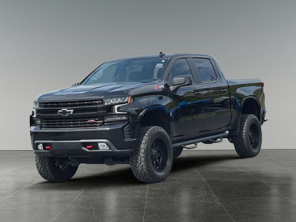 2022 Chevrolet Silverado 1500 LTD LT Trail Boss Lifted w/Wheel & Tire package