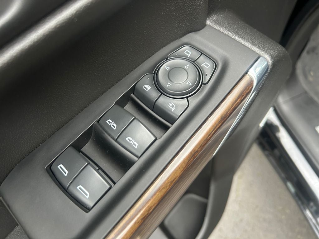 2022 Chevrolet Silverado 1500 LTD High Country