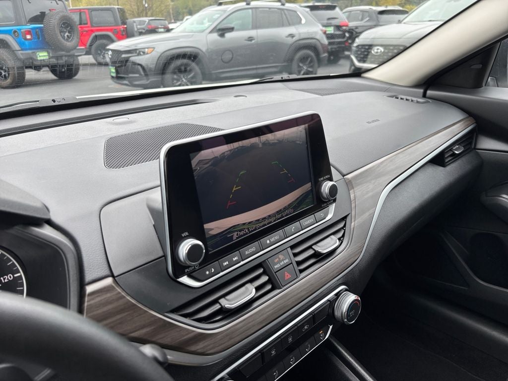 2025 Nissan Altima 2.5 SV