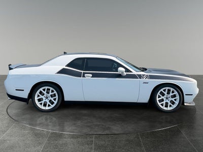 2017 Dodge Challenger R/T 6 speed manual