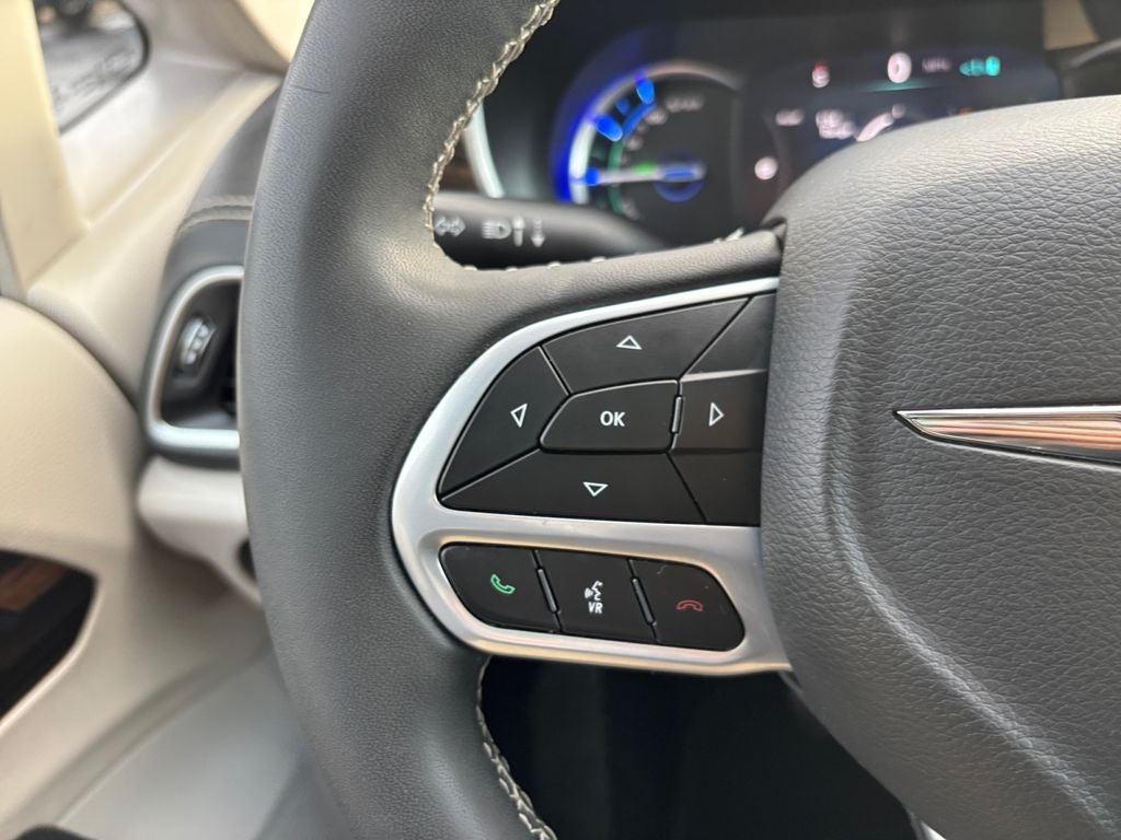 2023 Chrysler Pacifica Hybrid Limited