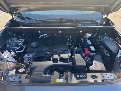 2022 Toyota RAV4 LE