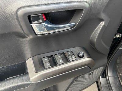 2022 Toyota Tacoma Limited V6