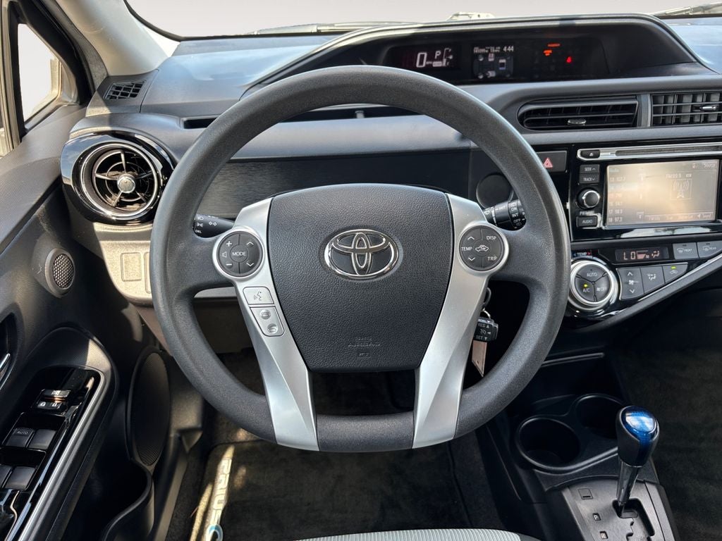 2016 Toyota Prius c Persona Series