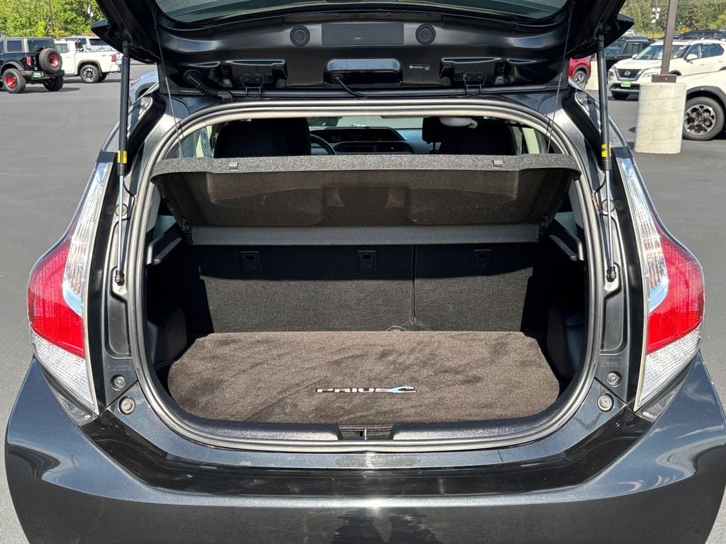 2016 Toyota Prius c Persona Series