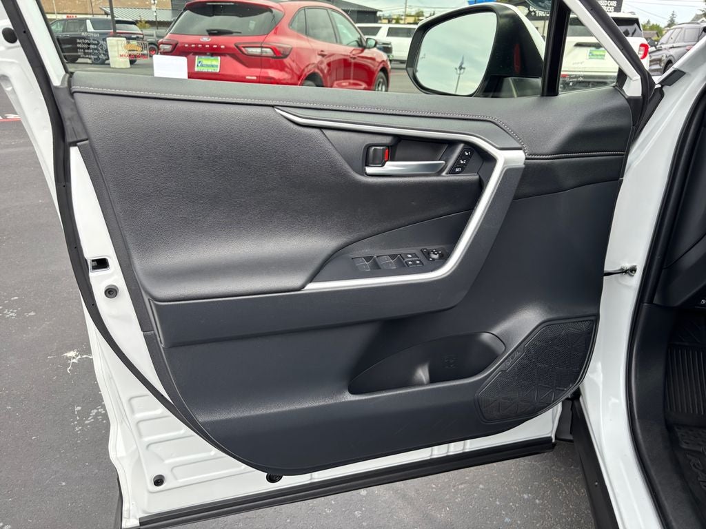 2023 Toyota RAV4 Hybrid Limited