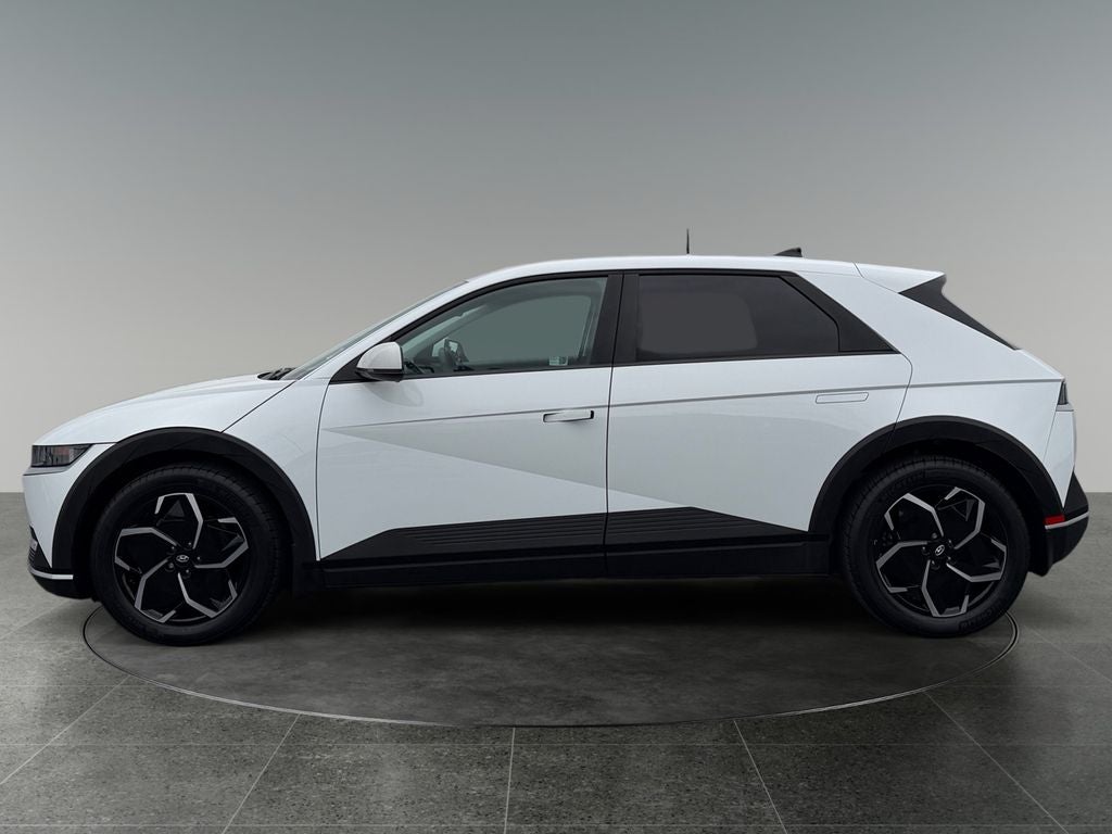 2024 Hyundai IONIQ 5 SE