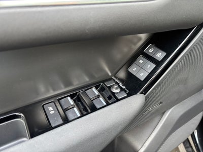 2024 Land Rover Range Rover Velar Dynamic SE