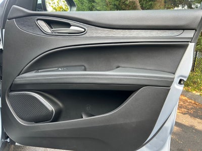 2022 Alfa Romeo Stelvio Sprint